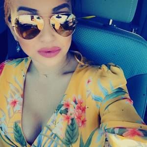 Meet your Posher, Iriss